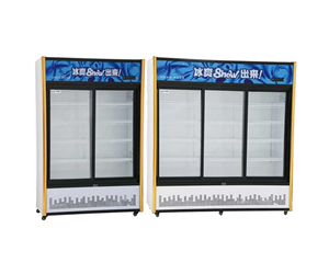 豪華推拉門展示櫃